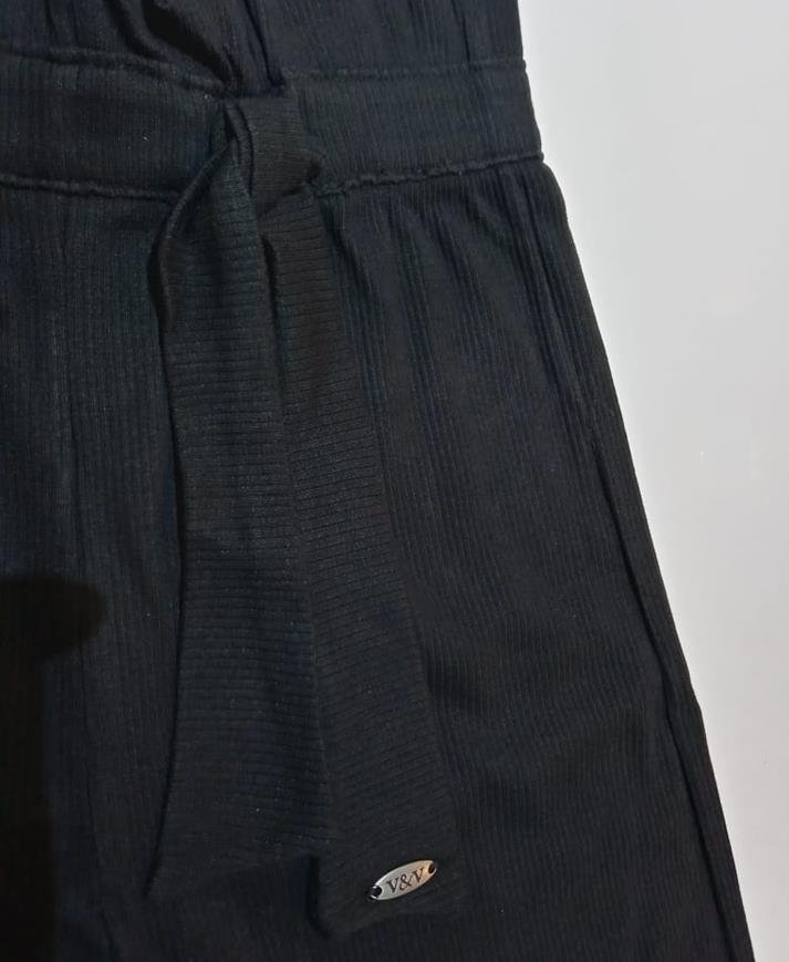 40301 calca pantacourt preto